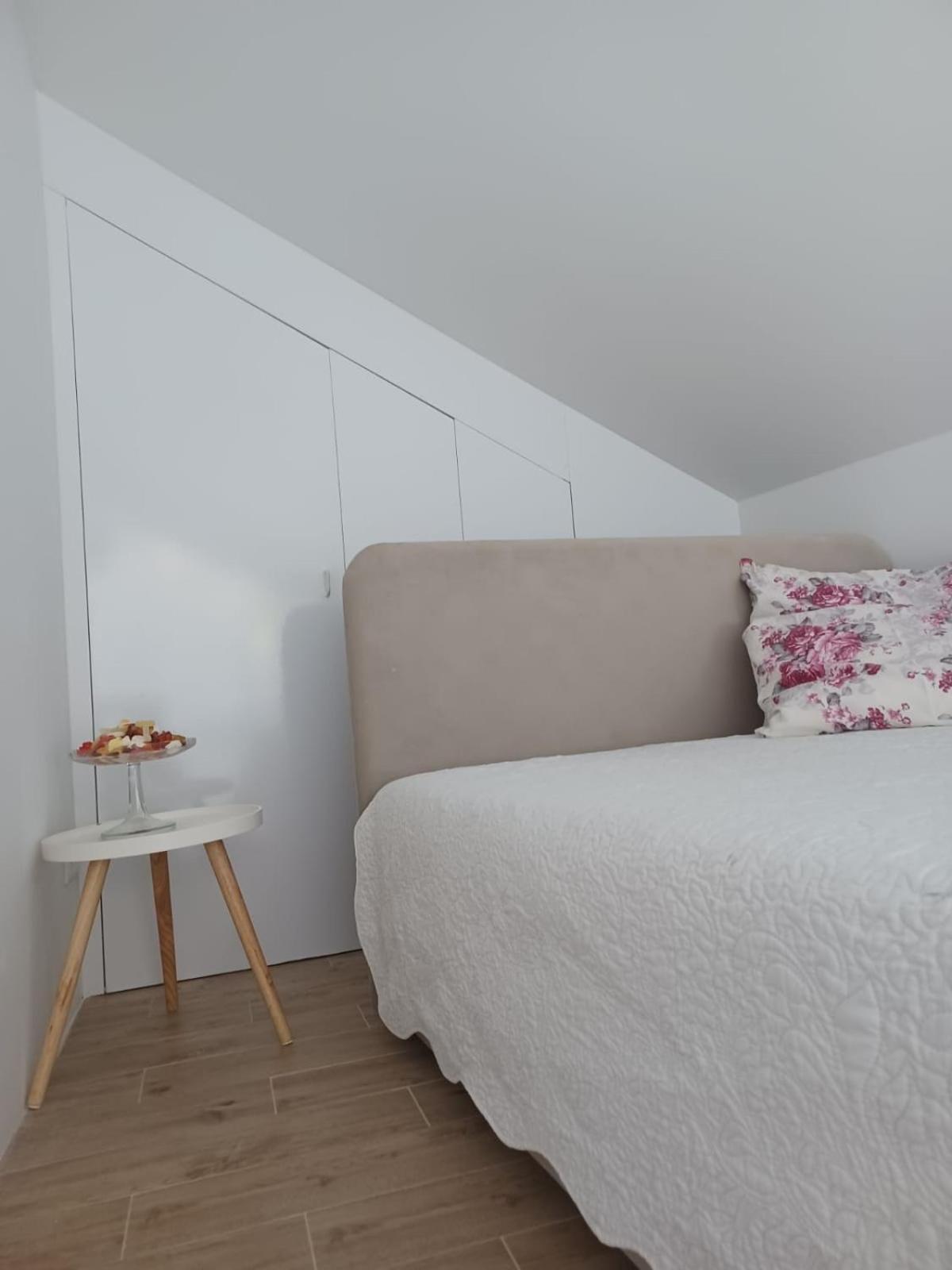 Zil - Studio Apartment City Center Zagreb Bagian luar foto